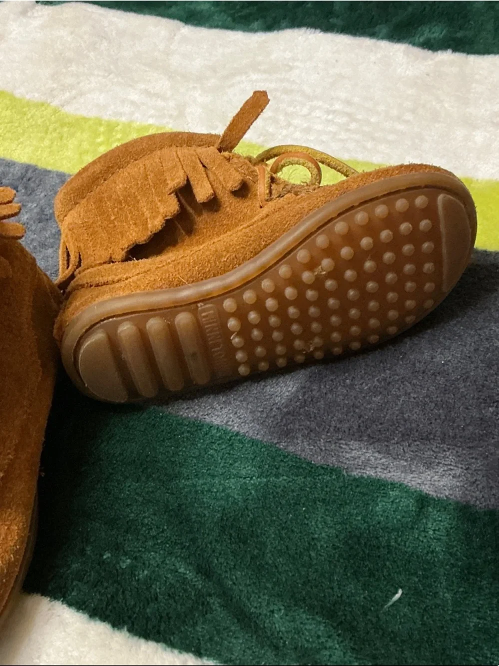 Minnetonka Kids Orange Suede Fringe Moccasins Size 7